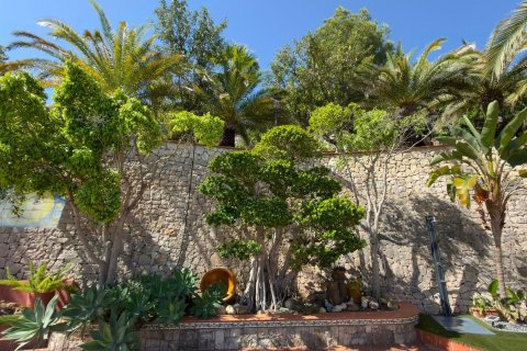 Villa for sale in La Pedrera, Alicante, Spain 4 bedrooms, 647 sq.m. No. 177795 - photo 9