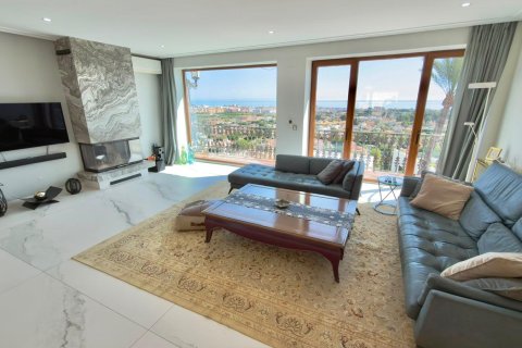 Villa for sale in La Pedrera, Alicante, Spain 4 bedrooms, 647 sq.m. No. 177795 - photo 25