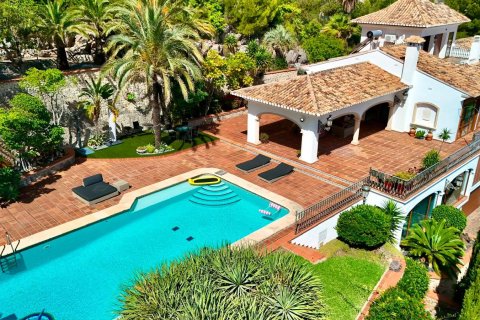 Villa in La Pedrera, Alicante, Spain 4 bedrooms, 647 sq.m. No. 177795