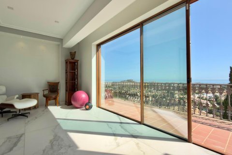 Villa for sale in La Pedrera, Alicante, Spain 4 bedrooms, 647 sq.m. No. 177795 - photo 22