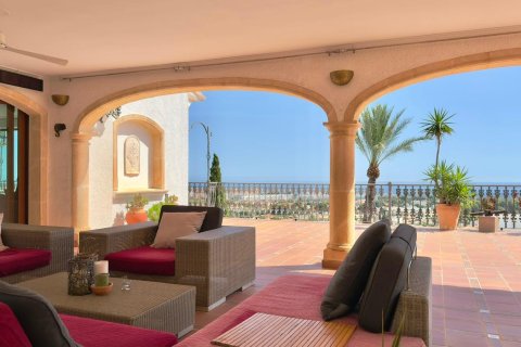 Villa for sale in La Pedrera, Alicante, Spain 4 bedrooms, 647 sq.m. No. 177795 - photo 11