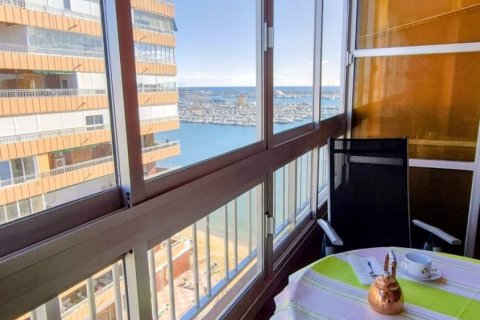 Wohnung in Torrevieja, Alicante, Spanien 2 Schlafzimmer, 86 m2 Nr. 177796