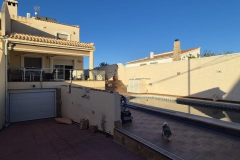 Casa in vendita Torrevieja, Alicante, Spagna 5 camere da letto, 290 mq. N° 113224 - foto 5