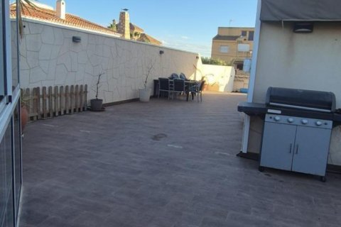 Casa in vendita Torrevieja, Alicante, Spagna 5 camere da letto, 290 mq. N° 113224 - foto 9
