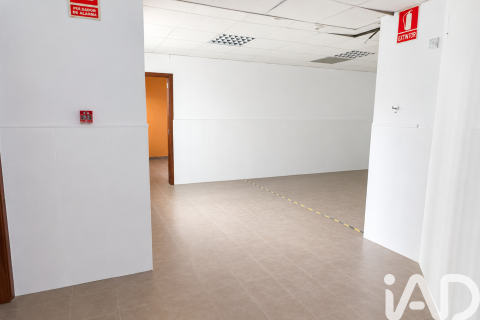 Komerciāls īpašums īrēšanai Valencia, Spānijā 302 m2 Nr. 187584 - attēls 6