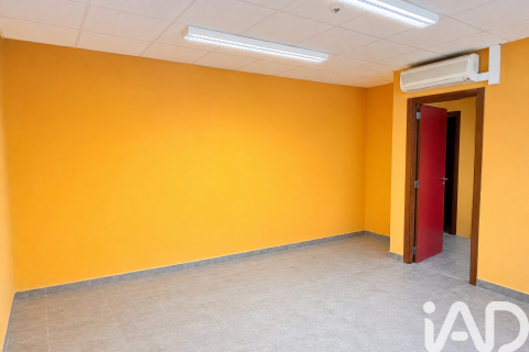 Komerciāls īpašums īrēšanai Valencia, Spānijā 302 m2 Nr. 187584 - attēls 7
