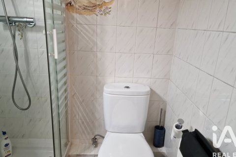 Huoneisto vuokrattavana Barcelona, Espanja, 2 makuuhuonetta, 75 m2 No. 187583 - kuva 8