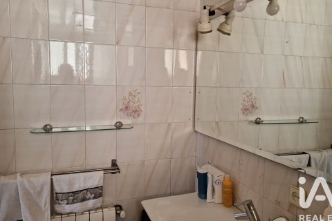 Huoneisto vuokrattavana Barcelona, Espanja, 2 makuuhuonetta, 75 m2 No. 187583 - kuva 7