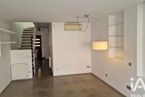 Māja Sant Just Desvern, Barcelona, Spānijā 3 istabas, 220 m2 Nr. 187585