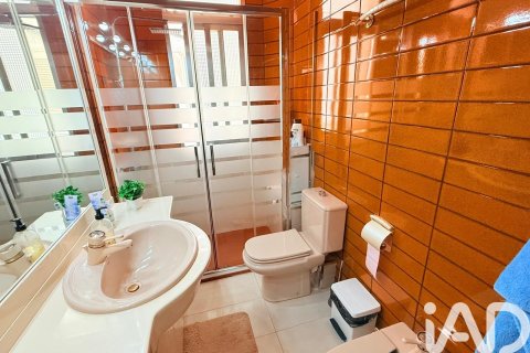 Huoneisto vuokrattavana Madrid, Espanja, 2 makuuhuonetta, 68 m2 No. 187580 - kuva 7