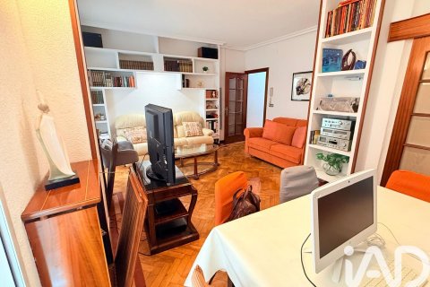 Huoneisto vuokrattavana Madrid, Espanja, 2 makuuhuonetta, 68 m2 No. 187580 - kuva 14