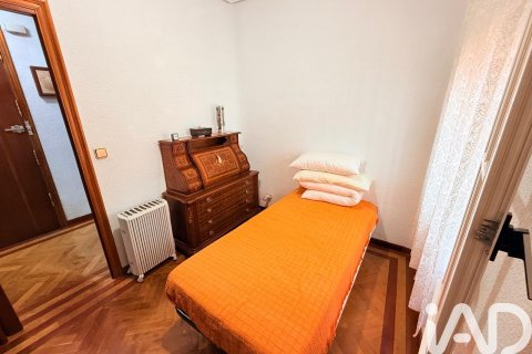 Huoneisto vuokrattavana Madrid, Espanja, 2 makuuhuonetta, 68 m2 No. 187580 - kuva 3