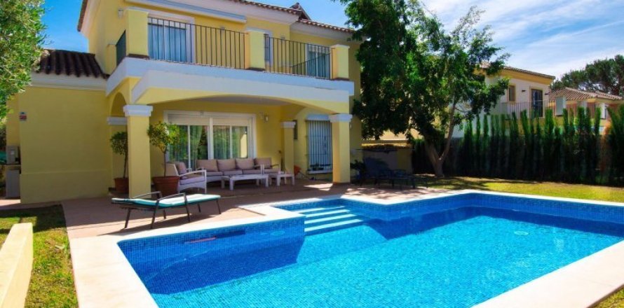 Дом Малага, Испания 5 спален, 166м2 №69587