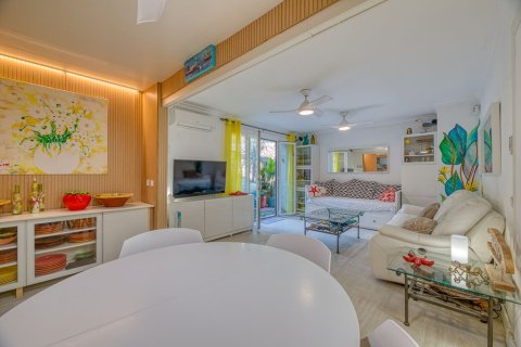 Apartment for sale in Bendinat, Mallorca, Spain 3 bedrooms, 150 sq.m. No. 143932 - photo 26