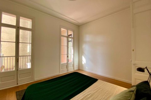 Apartament w Barcelona, Hiszpania 3 sypialnie, 125 mkw. nr 161319 – zdjęcie 17