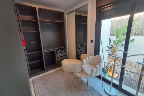 Villa in vendita a Cabo Roig, Alicante, Spagna 3 camere da letto, 83 mq. N° 161314 - foto 9