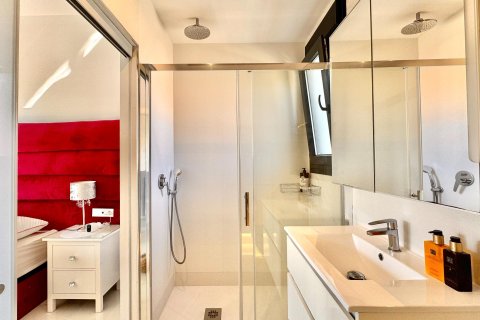 Villa zum Verkauf in Cabo Roig, Alicante, Spanien 4 Schlafzimmer, 271 m2 Nr. 161315 - Foto 14