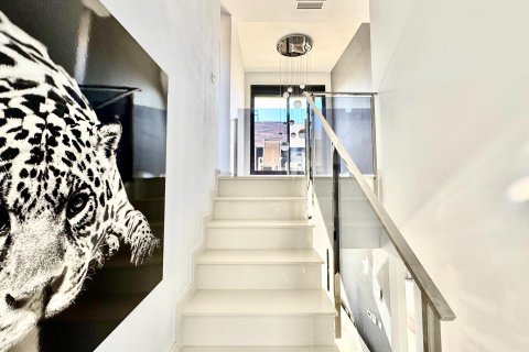 Villa zum Verkauf in Cabo Roig, Alicante, Spanien 4 Schlafzimmer, 271 m2 Nr. 161315 - Foto 11