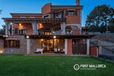 Villa in Bunyola, Mallorca, Spain 4 bedrooms, 548 sq.m. No. 164595