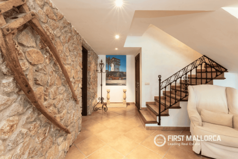 Villa for sale in Bunyola, Mallorca, Spain 4 bedrooms, 548 sq.m. No. 164595 - photo 16