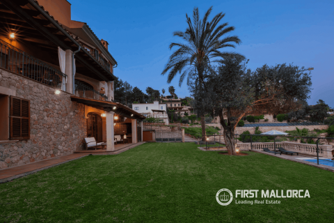 Villa for sale in Bunyola, Mallorca, Spain 4 bedrooms, 548 sq.m. No. 164595 - photo 4