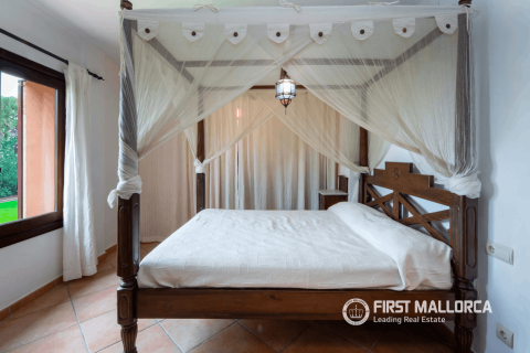 Villa for sale in Bunyola, Mallorca, Spain 4 bedrooms, 548 sq.m. No. 164595 - photo 15