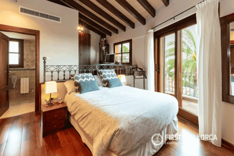 Villa for sale in Bunyola, Mallorca, Spain 4 bedrooms, 548 sq.m. No. 164595 - photo 6