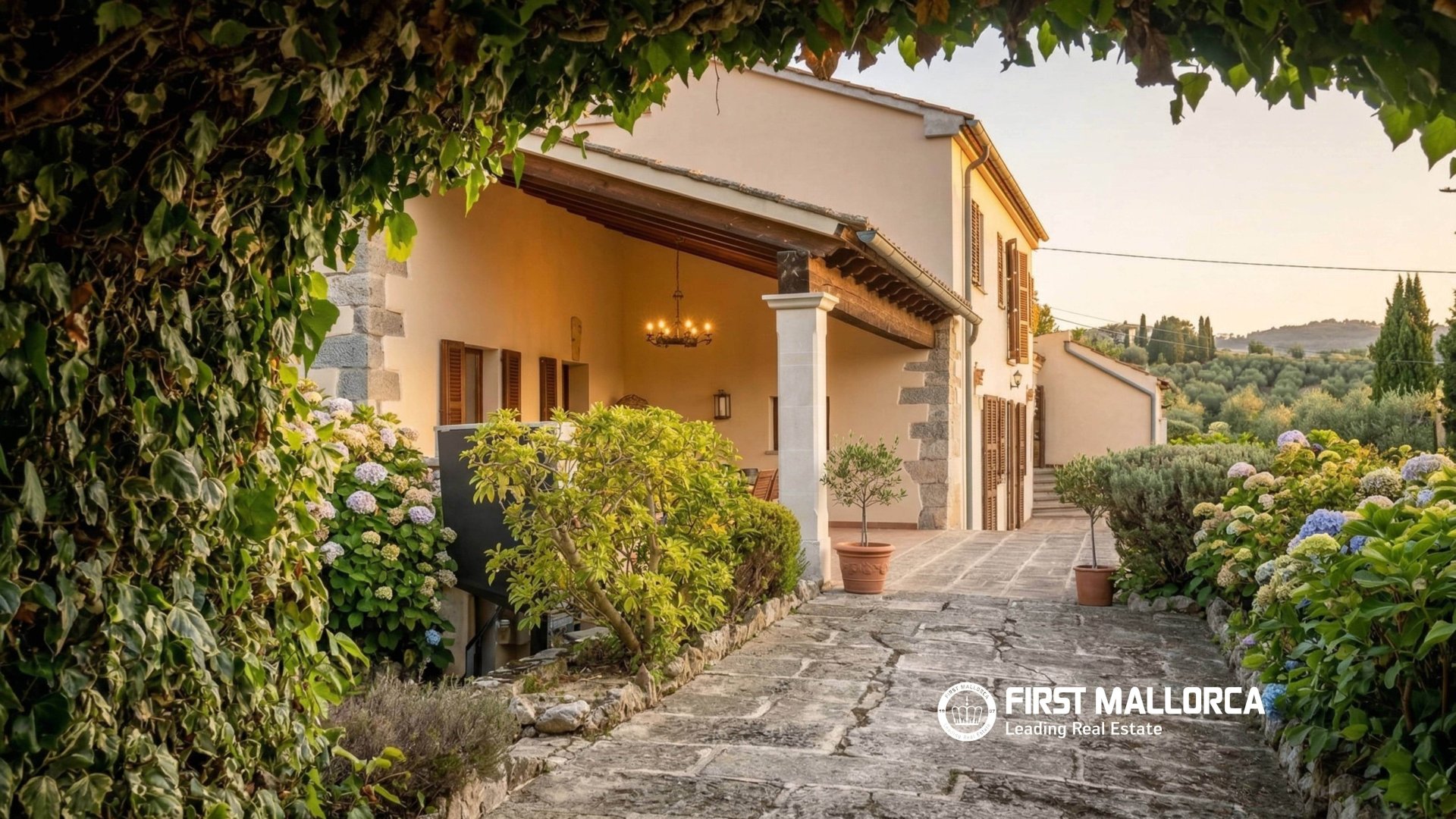 Villetta a schiera a Galilea, Mallorca, Spagna 4 camere da letto, 209 mq. N° 164597