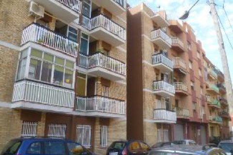 Apartamento en Mataró, Barcelona, España 3 dormitorios, 87 m2 No. 191175