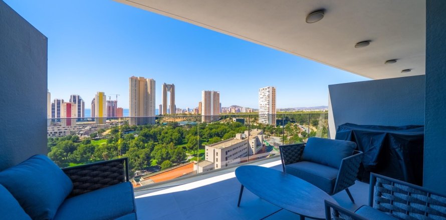 Квартира в Бенидорм, Аликанте, Испания 2 спальни, 98м2 №165676