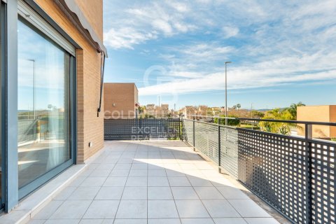 Willa w La Pobla de Vallbona, Valencia, Hiszpania 3 sypialnie, 205 mkw. nr 156908 – zdjęcie 17