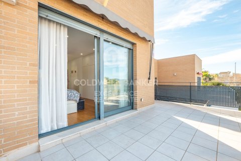 Willa w La Pobla de Vallbona, Valencia, Hiszpania 3 sypialnie, 205 mkw. nr 156908 – zdjęcie 16