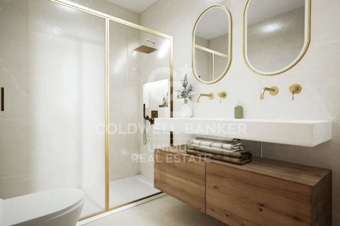 Kattohuoneisto myytävänä Madrid, Espanja, 2 makuuhuonetta, 121 m2 No. 156909 - kuva 5