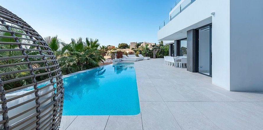 Villa Calpe, Alicante, Spain 4 bedrooms, 426 sq.m. No. 133803