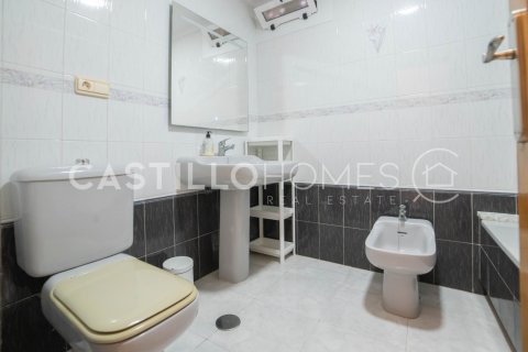 Apartamento en venta en Torrevieja, Alicante, España 3 dormitorios, 128 m2 No. 140461 - foto 22