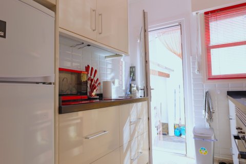 Villa for sale in Torrevieja, Alicante, Spain 2 bedrooms, 69 sq.m. No. 140467 - photo 14