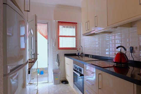 Villa for sale in Torrevieja, Alicante, Spain 2 bedrooms, 69 sq.m. No. 140467 - photo 10