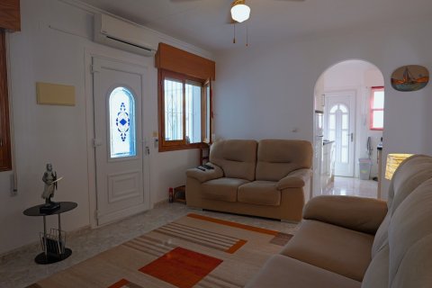 Villa for sale in Torrevieja, Alicante, Spain 2 bedrooms, 69 sq.m. No. 140467 - photo 19