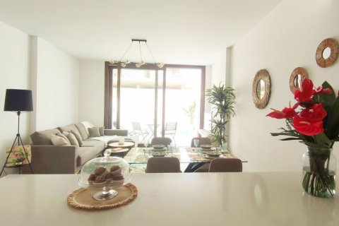 Radhus till salu i San Javier, Murcia, Spanien 3 sovrum, 126 kvm. Nr. 145842 - foto 8