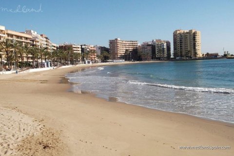 Apartament w Torrevieja, Alicante, Hiszpania 2 sypialnie, 67 mkw. nr 196892 – zdjęcie 12