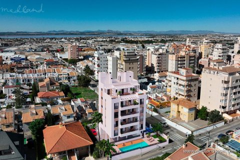 Apartament w Torrevieja, Alicante, Hiszpania 2 sypialnie, 67 mkw. nr 196892 – zdjęcie 1
