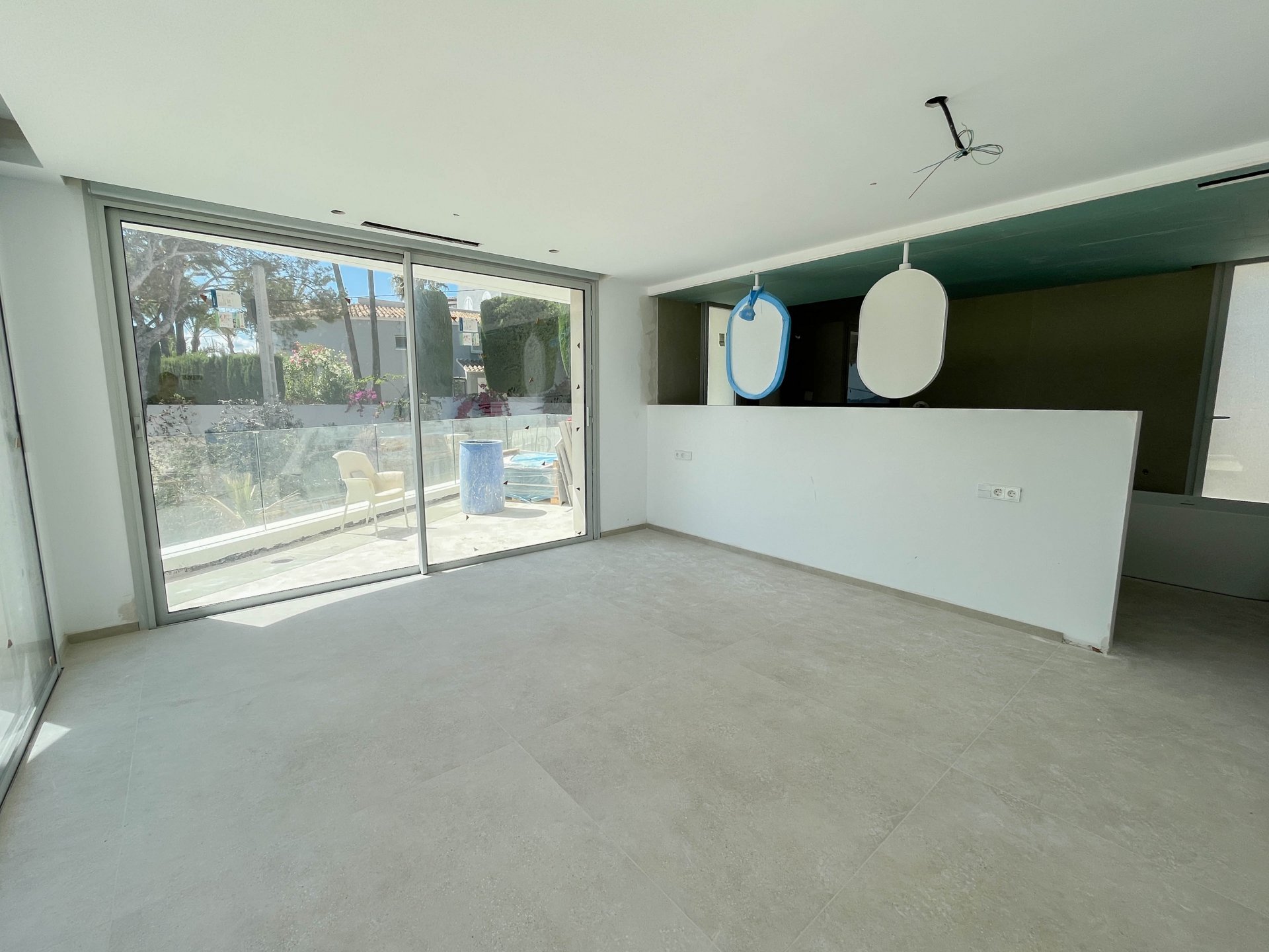 Villa in Moraira, Alicante, Spain 4 bedrooms, 400 sq.m. No. 73286
