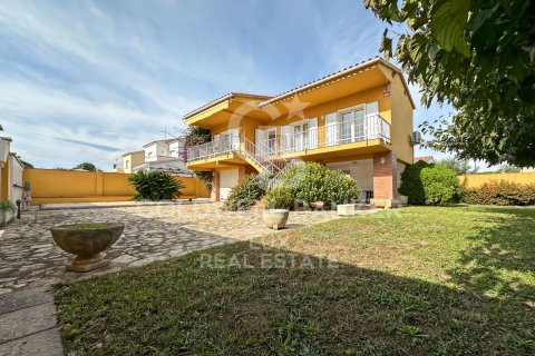 Hus i L'Escala, Girona, Spanien 3 sovrum, 166 kvm. Nr. 157413