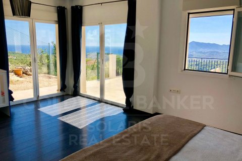 Bliźniak w Altea, Alicante, Hiszpania 3 sypialnie, 255 mkw. nr 157409 – zdjęcie 23