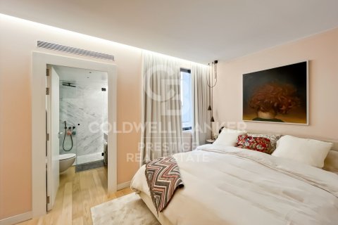 Apartment for sale in Barcelona, Spain 2 bedrooms, 130 sq.m. No. 157408 - photo 19