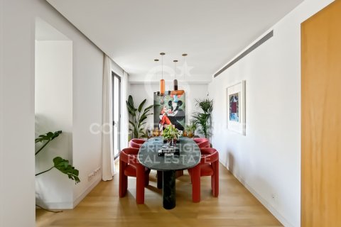 Apartment for sale in Barcelona, Spain 2 bedrooms, 130 sq.m. No. 157408 - photo 8