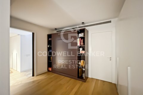 Apartment for sale in Barcelona, Spain 2 bedrooms, 130 sq.m. No. 157408 - photo 24
