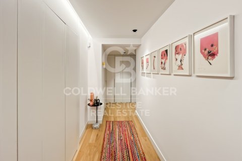 Apartment for sale in Barcelona, Spain 2 bedrooms, 130 sq.m. No. 157408 - photo 17