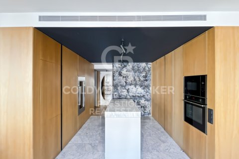 Apartment for sale in Barcelona, Spain 2 bedrooms, 130 sq.m. No. 157408 - photo 12