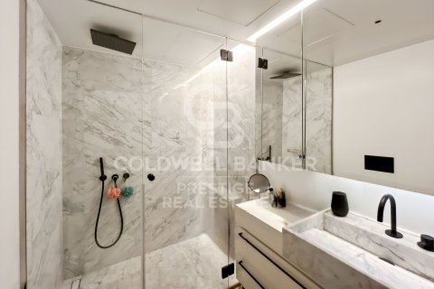 Apartment for sale in Barcelona, Spain 2 bedrooms, 130 sq.m. No. 157408 - photo 20